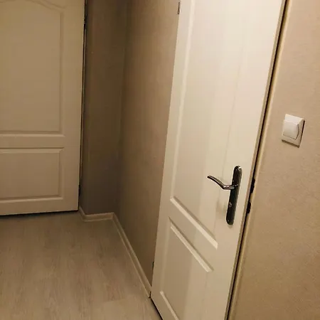 Pokoj W Centrum Gdyni 아파트